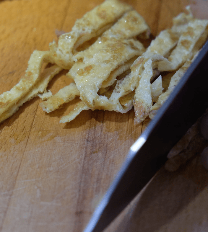 tteokguk-scaffale-coreano-uovo