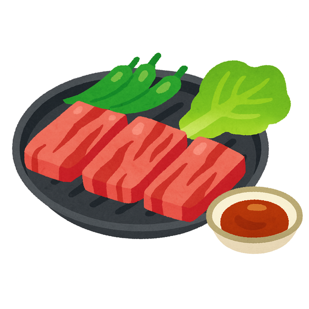 Illustrazione digitale in stile piatto di un piatto di samgyeopsal coreano, con tre fette di pancetta di maiale grigliata, peperoncini verdi, una foglia di lattuga e una ciotolina di salsa rossa.