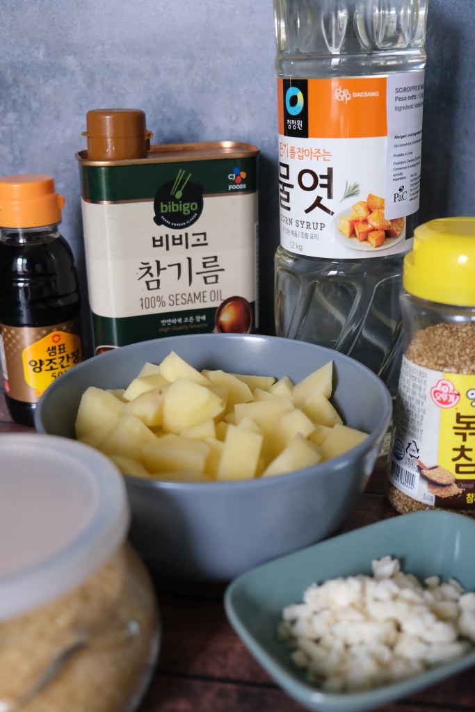 Ingredienti per preparare le patate Gamja Jorim coreane