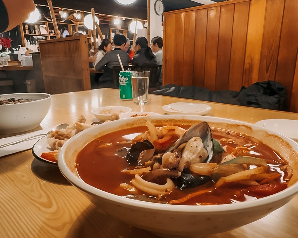 Un Viaggio di Sapori Sino-Coreani al Korean Village Restaurant di&nbsp;Toronto